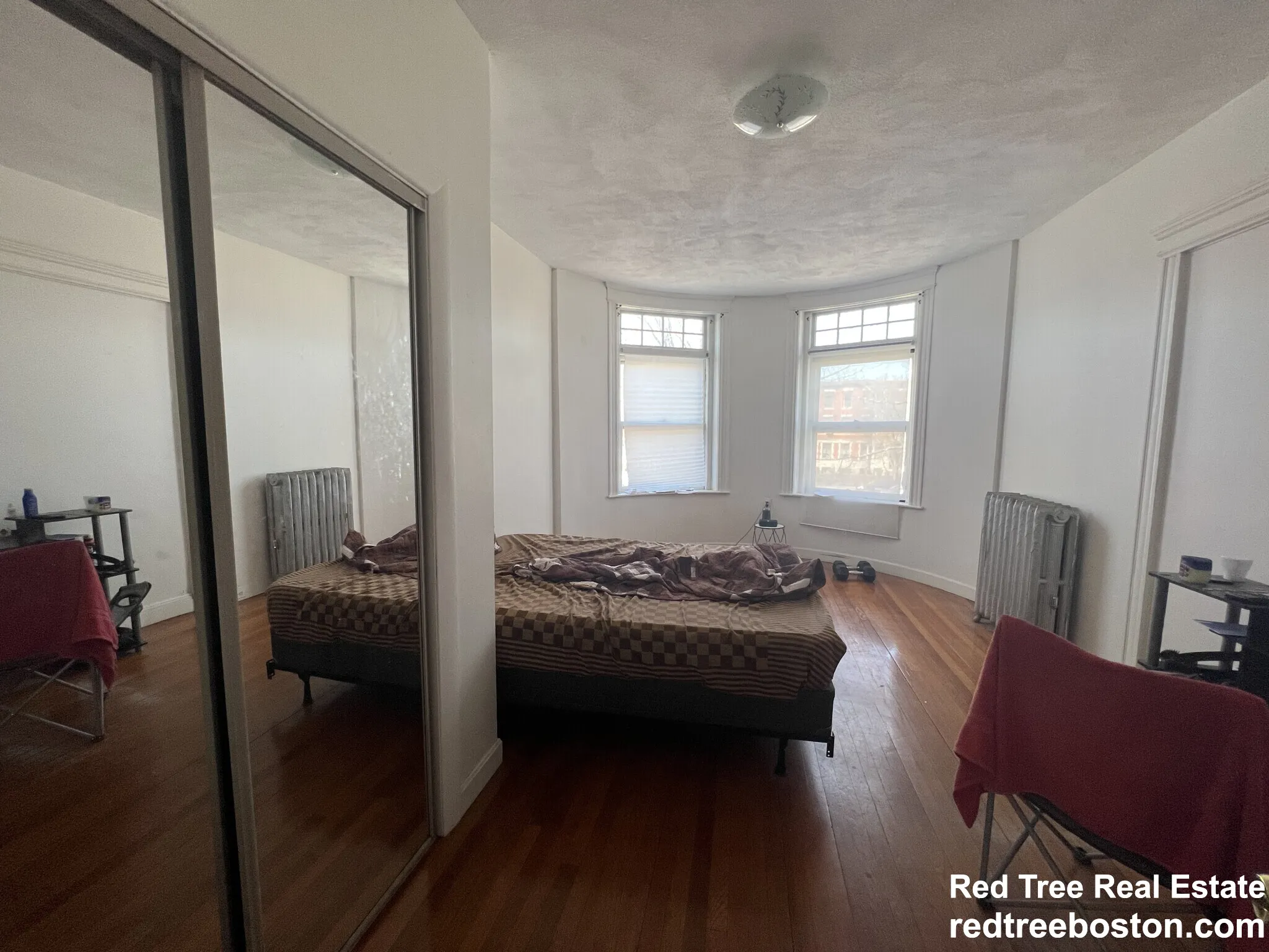 1905 Beacon St, Brookline