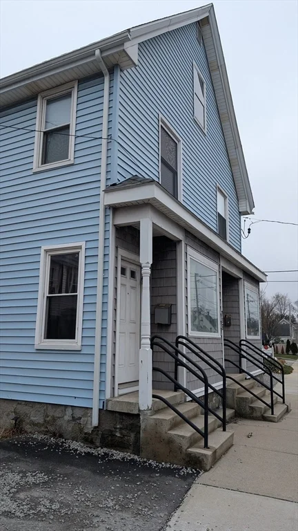 716 Main St, South Weymouth