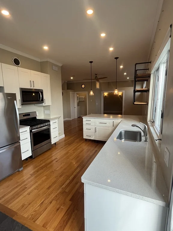 573 Shirley St, Winthrop