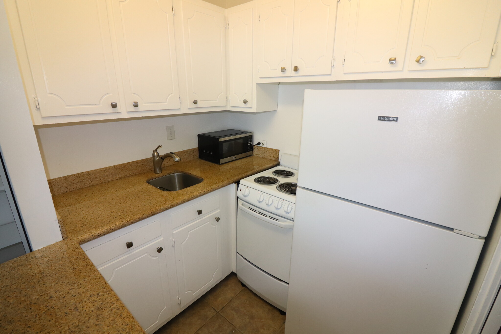 19 Winchester St, North Brookline