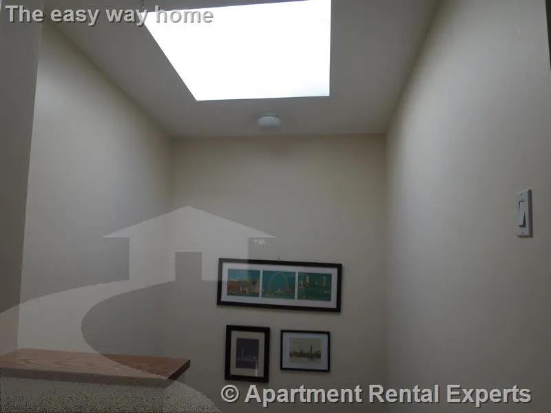 61A Sixth St, East Cambridge