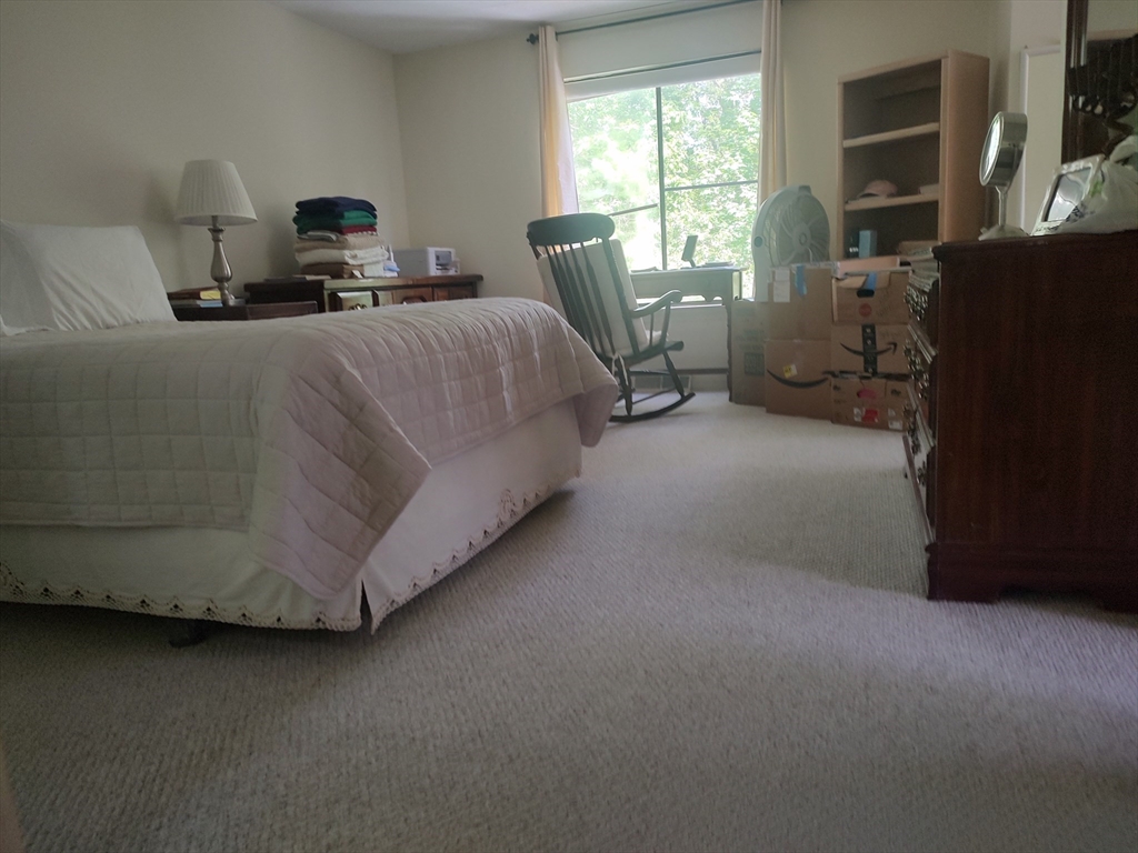 16 Hundred Oaks Ln, Ashland