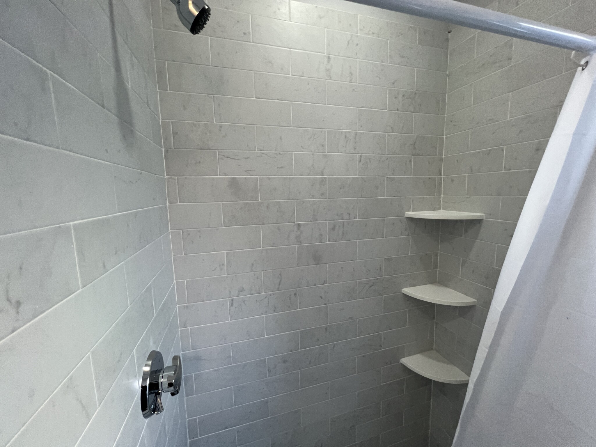 374 Oxford St, Baldwin