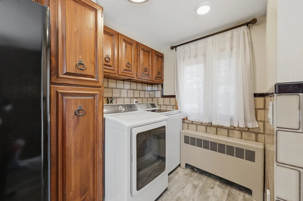 586 Franklin St, Worcester