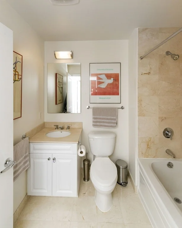 535 Harrison Ave, South End