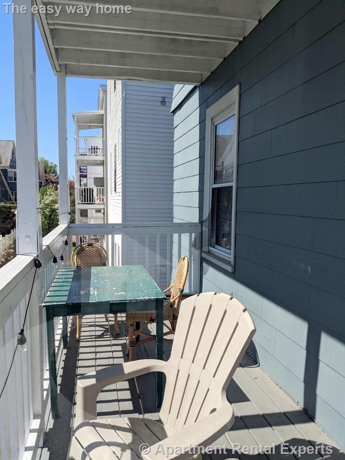 41 Belknap St, Teele Square