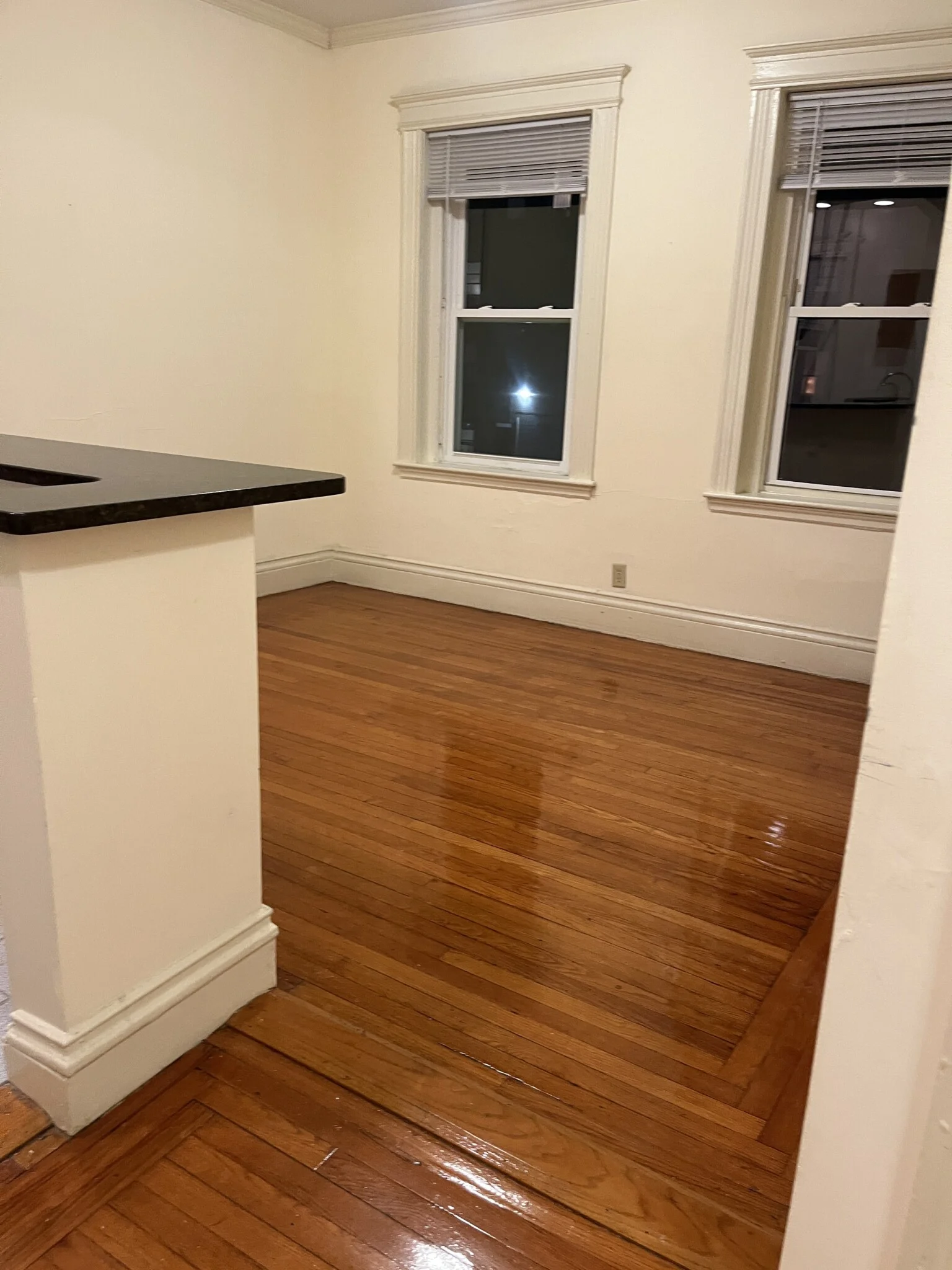 32 Queensberry St, Fenway