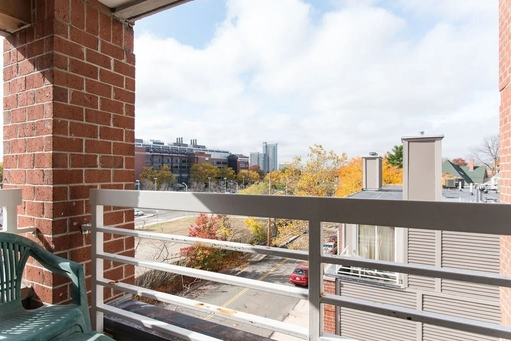 20 Chestnut St, Cambridgeport