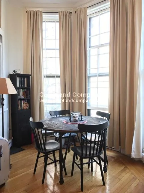 185 Beacon St, Back Bay