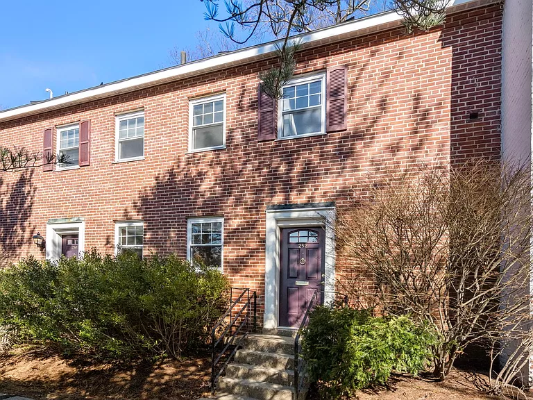 2 bed, 1.5 bath apartment for rent at 252 Independence Unit 252, Brighton — photo 13 of 20
