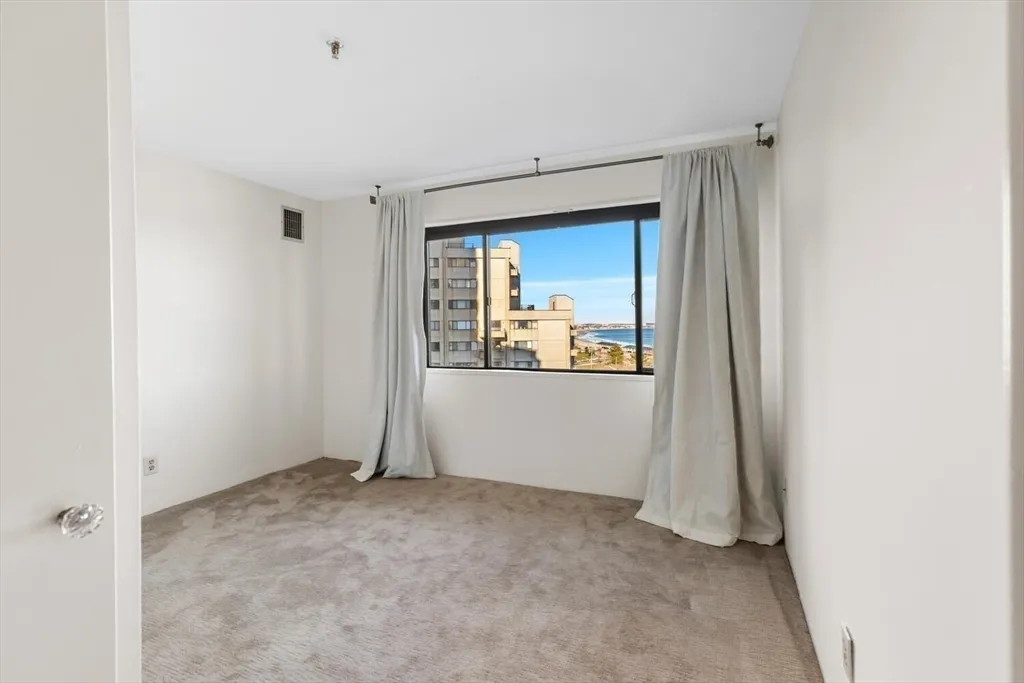 376 Ocean Ave, Revere Beach