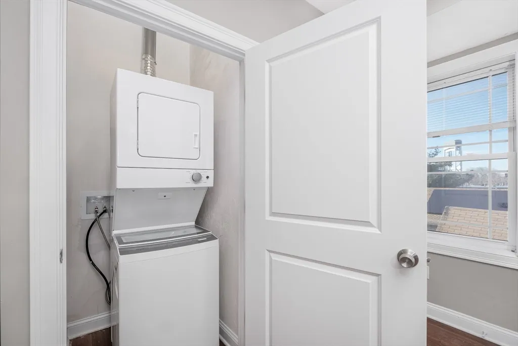 121 Addison St, East Boston