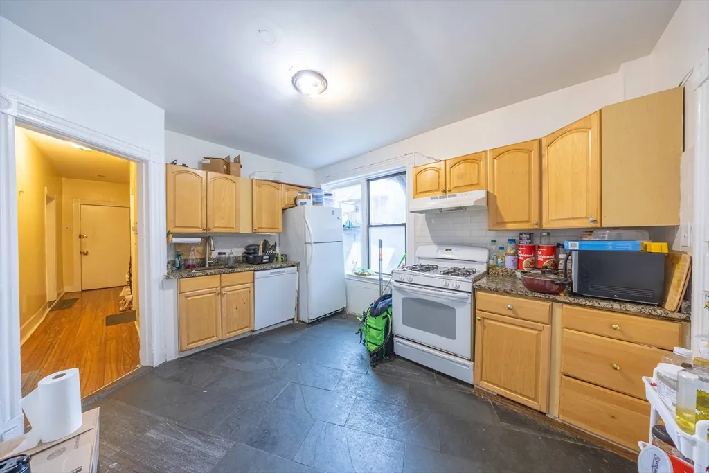 62 Empire St, Allston