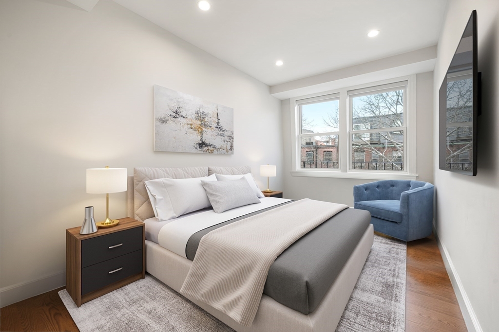 403 Marlborough St, Back Bay