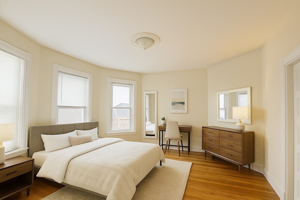 10 Bucknam St ,, Mission Hill