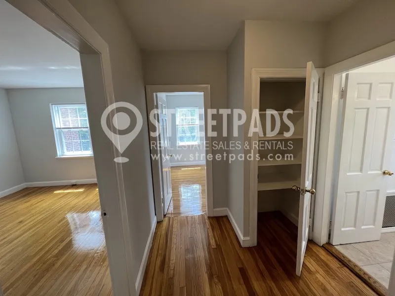 1163 Beacon St, Longwood