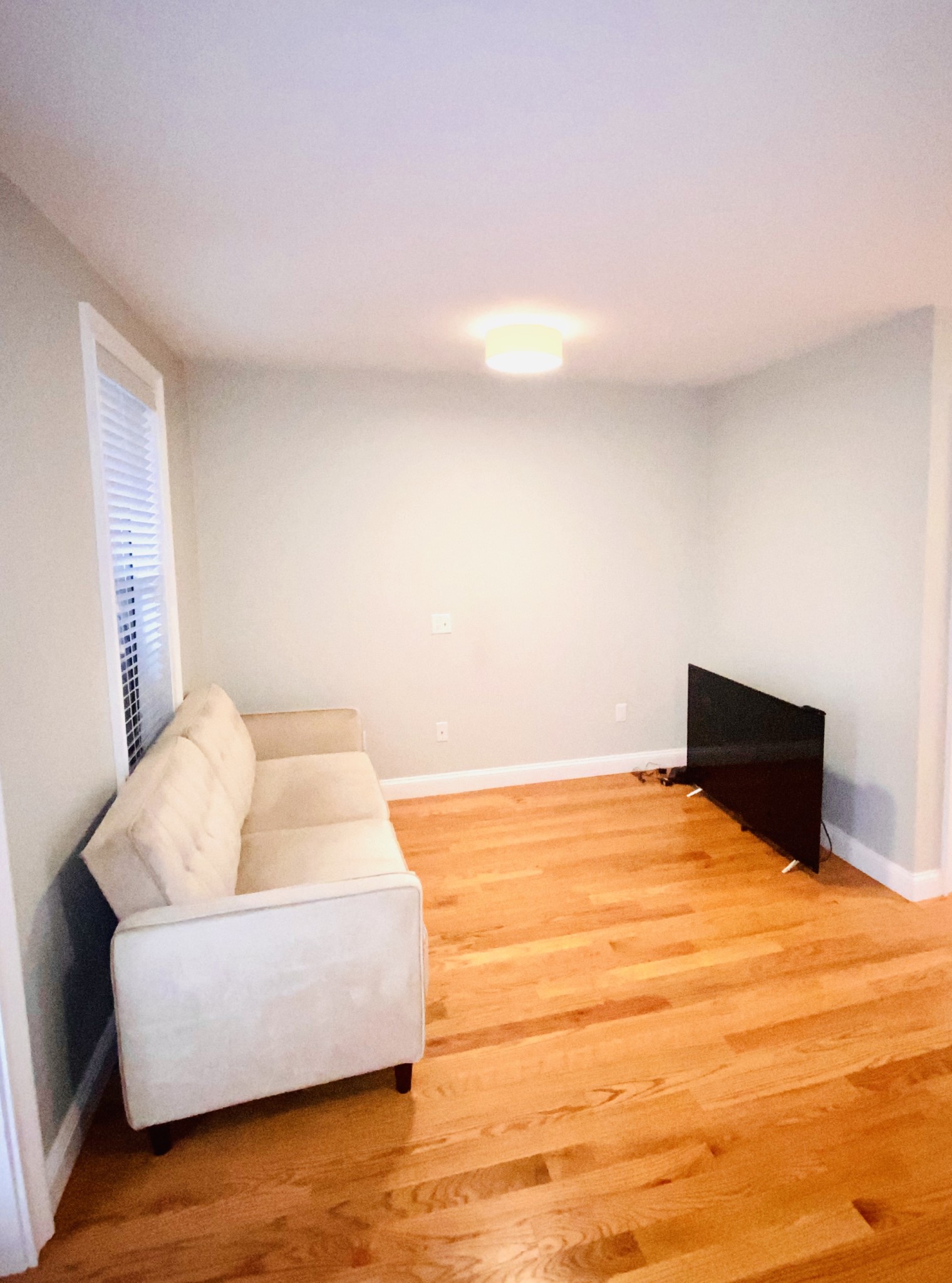 26 Chelsea St, East Boston