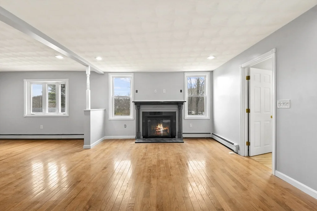 515 Winthrop St, Rehoboth