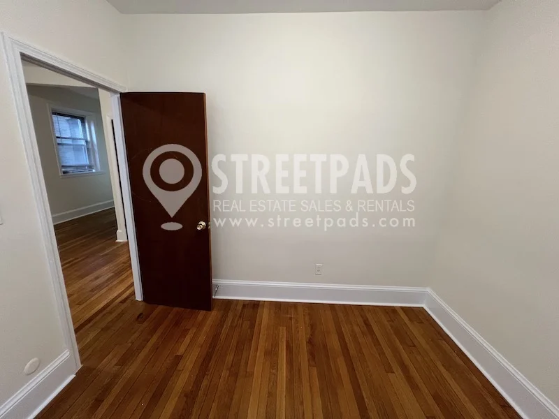 1315 Commonwealth Ave, Allston