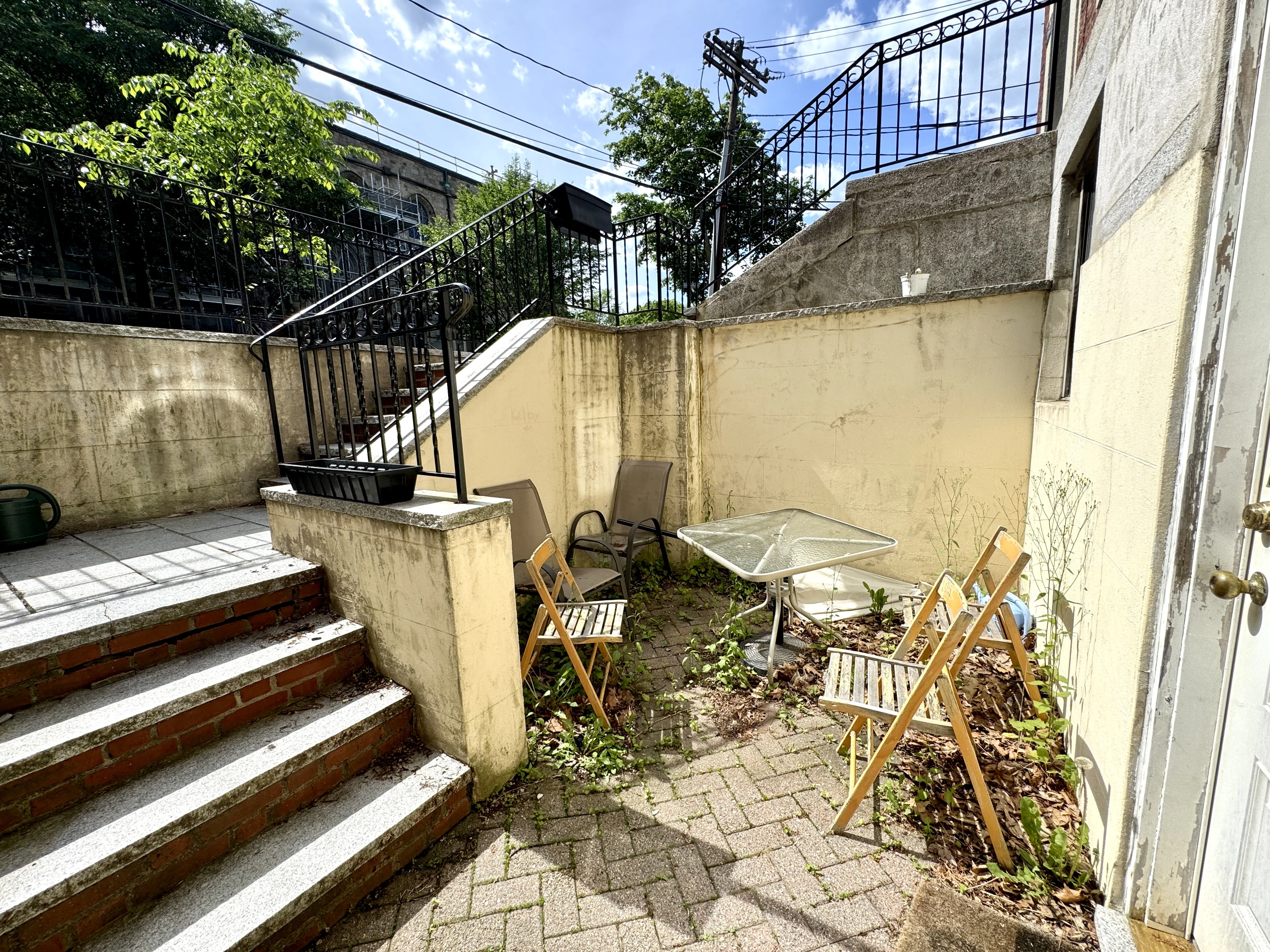 12 Dean Rd, Brookline