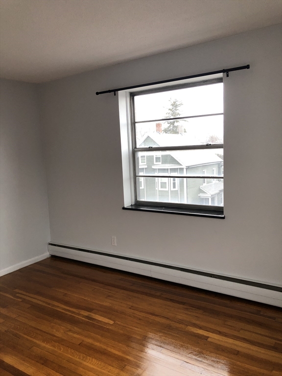 685 Moody St, Waltham