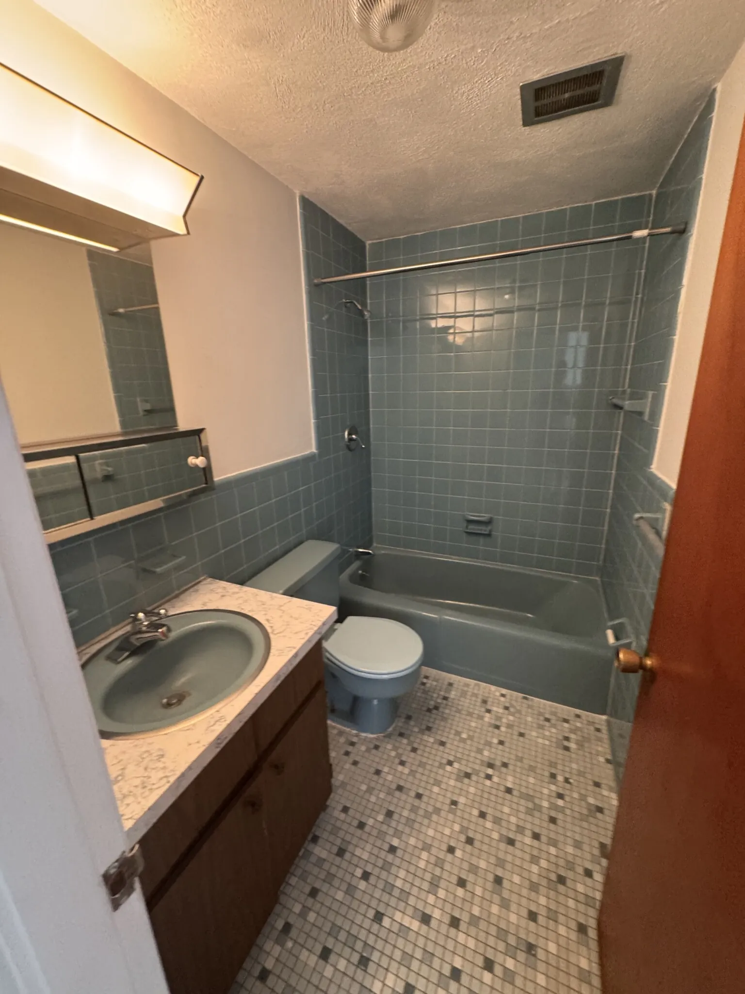 181 Lexington St, Auburndale