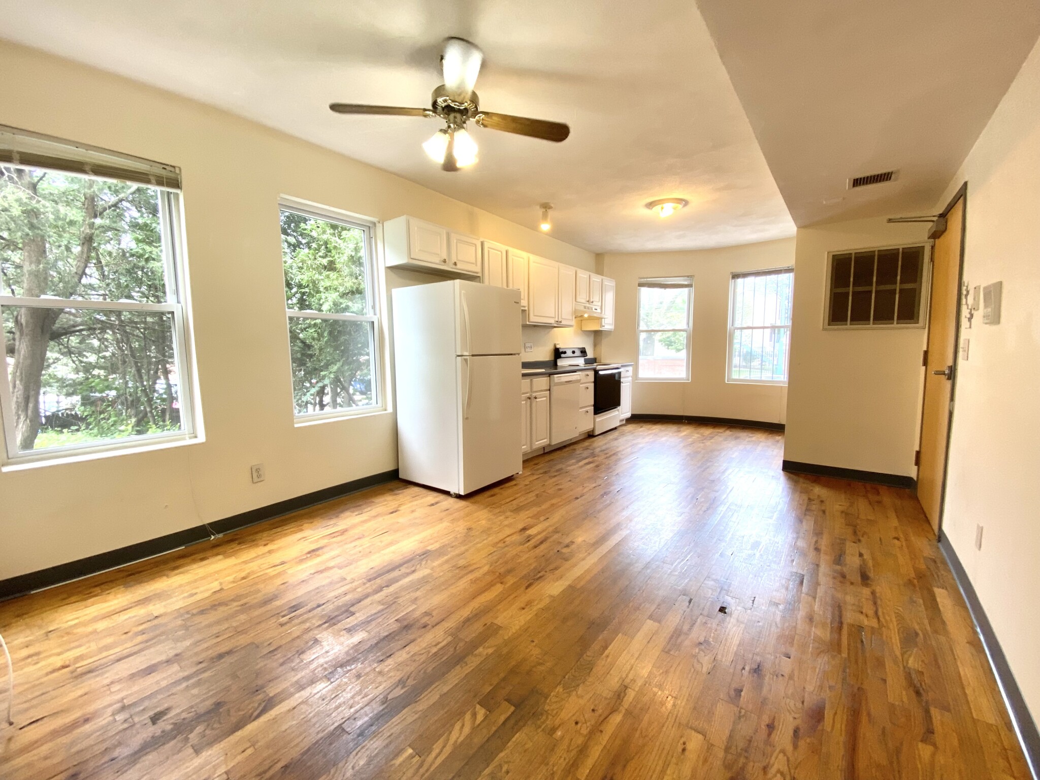 840 Huntington Ave, Mission Hill