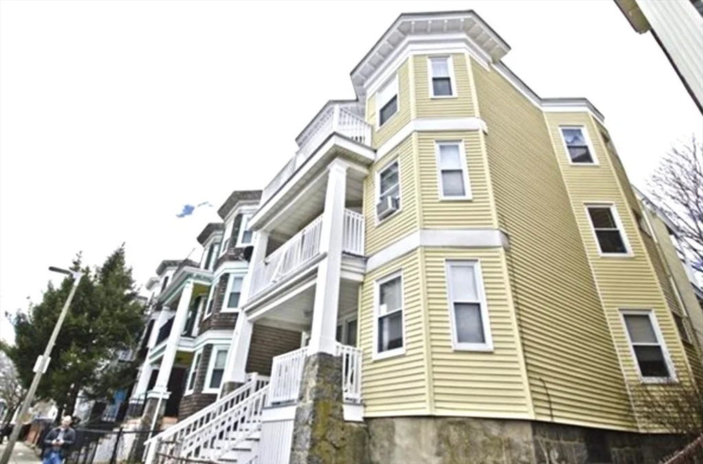 18 Chase St, Dorchester