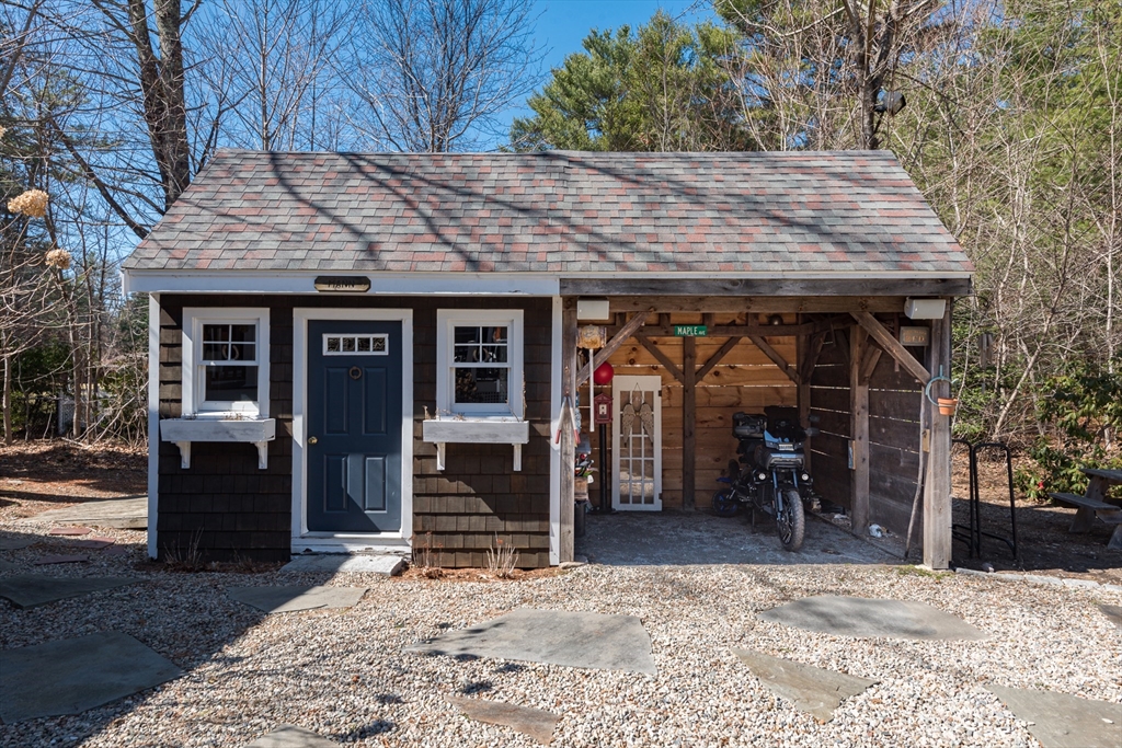 114 Standish St, Pembroke