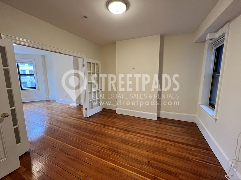 881 Massachusetts Ave, Central Square