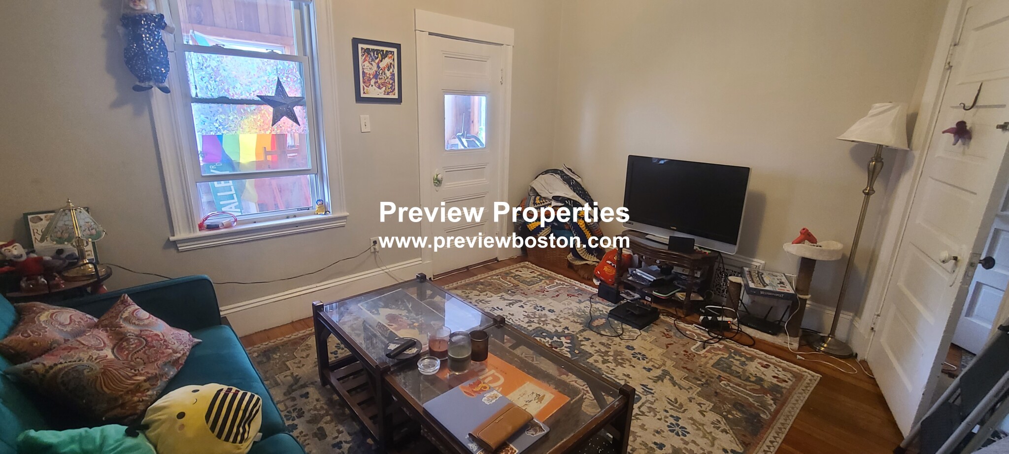 348 Faneuil St, Oak Square