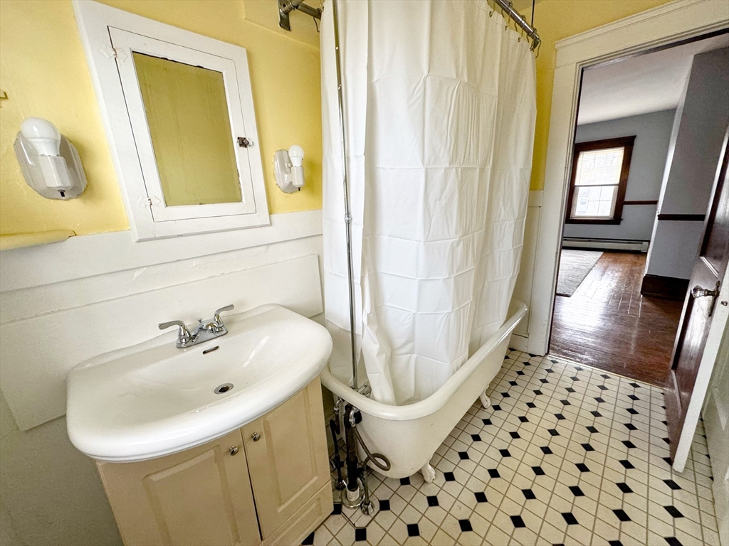 281 North Washington St, North Attleboro