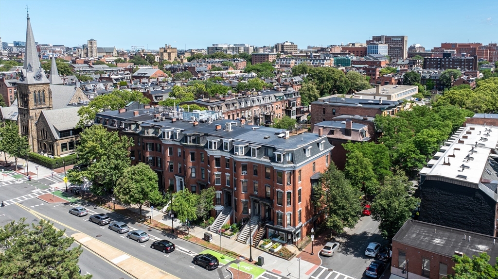 762 Tremont St, South End