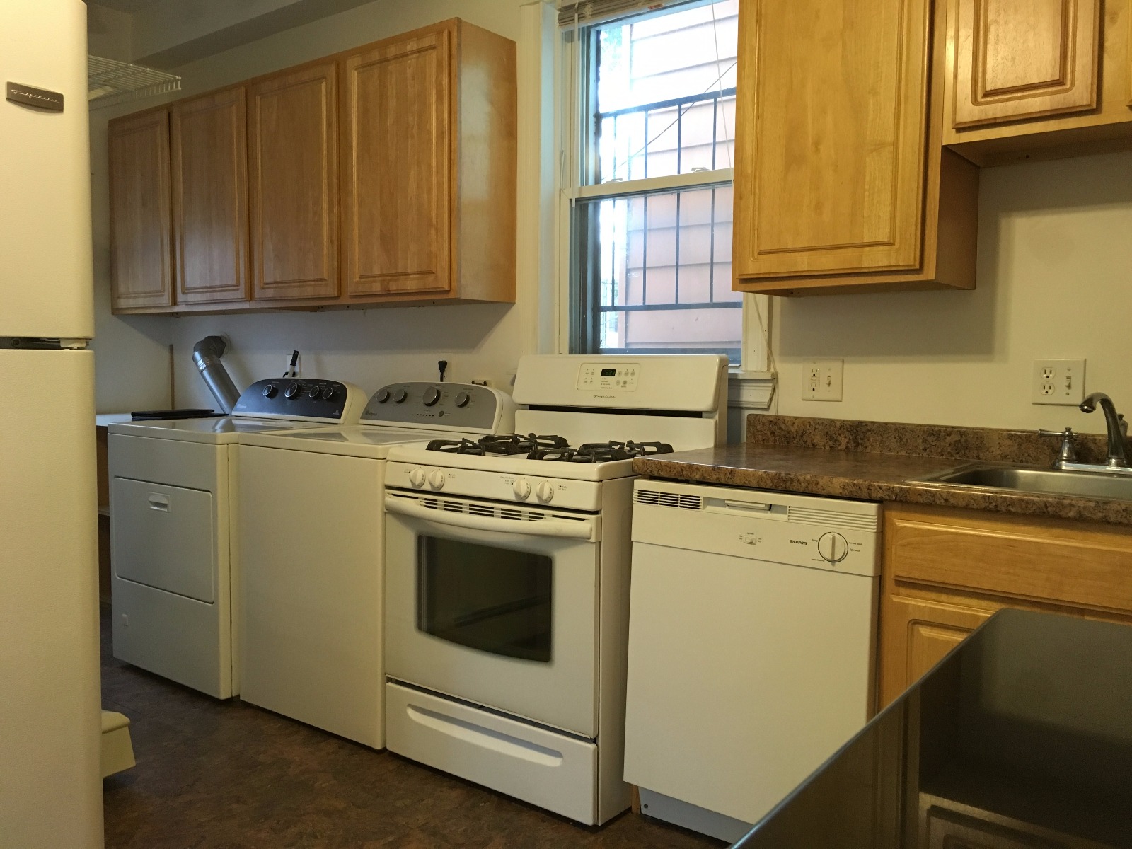 27 Auburn St, Charlestown