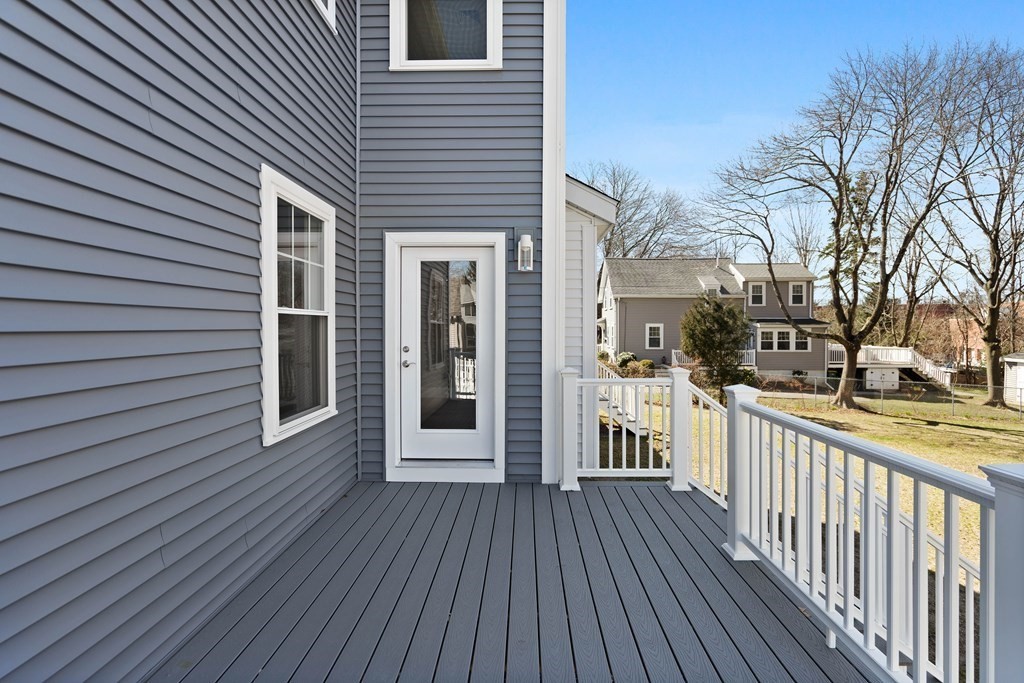 17 Monroe St, Norwood