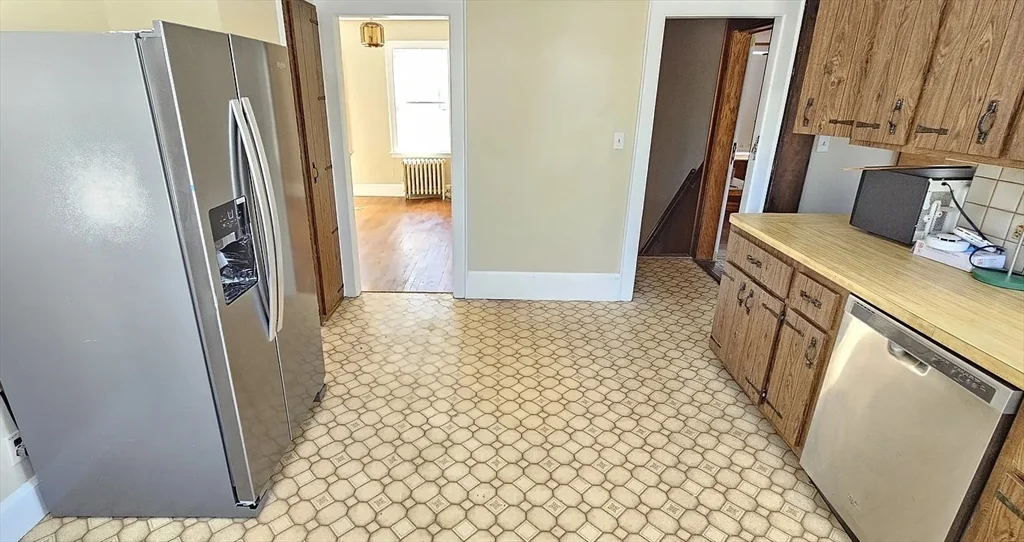 1024 N Main St, Brockton