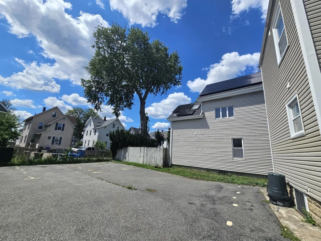 398 Charles St, Malden