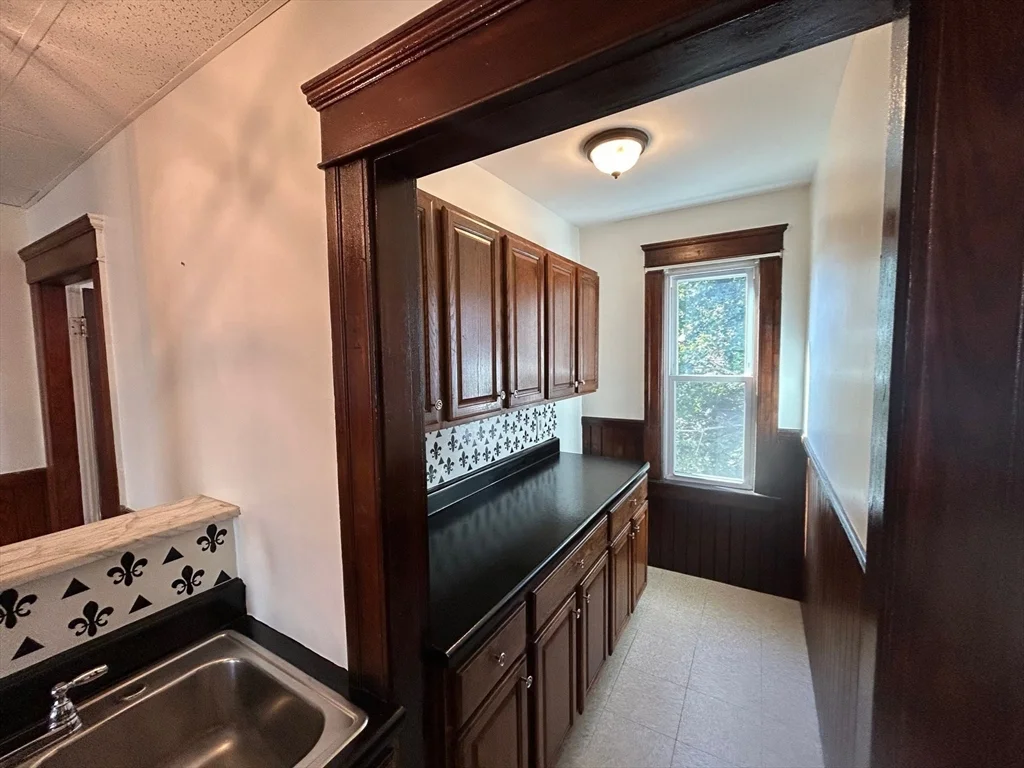 31 Chrome St, Worcester