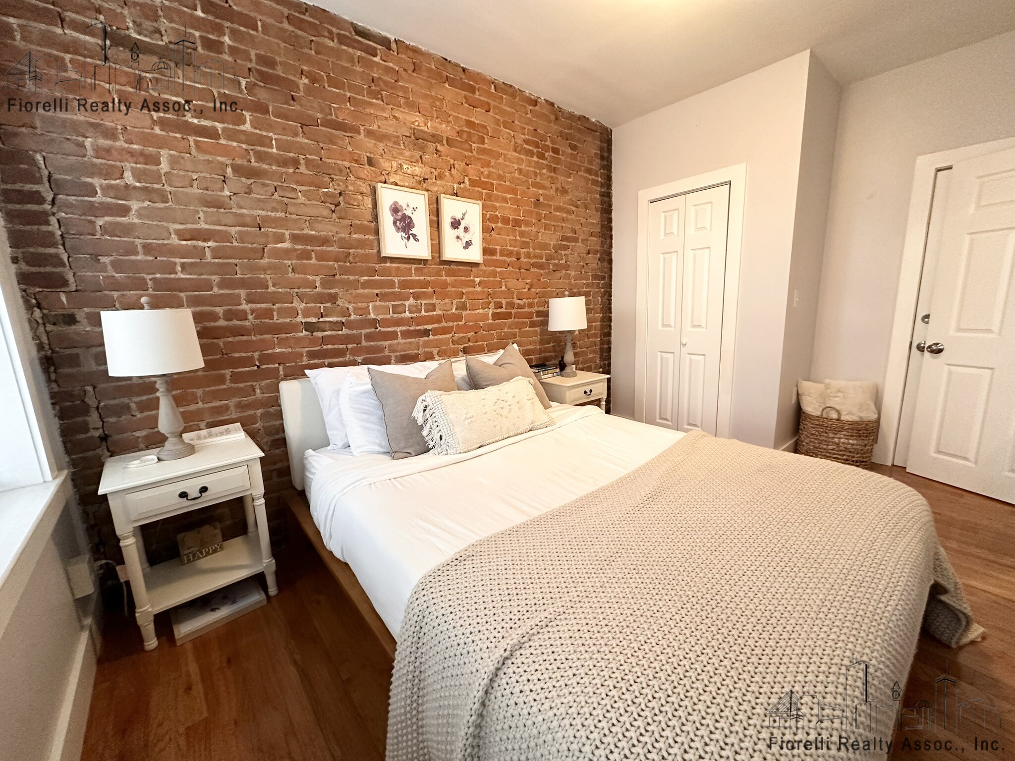 71 Charter St, North End