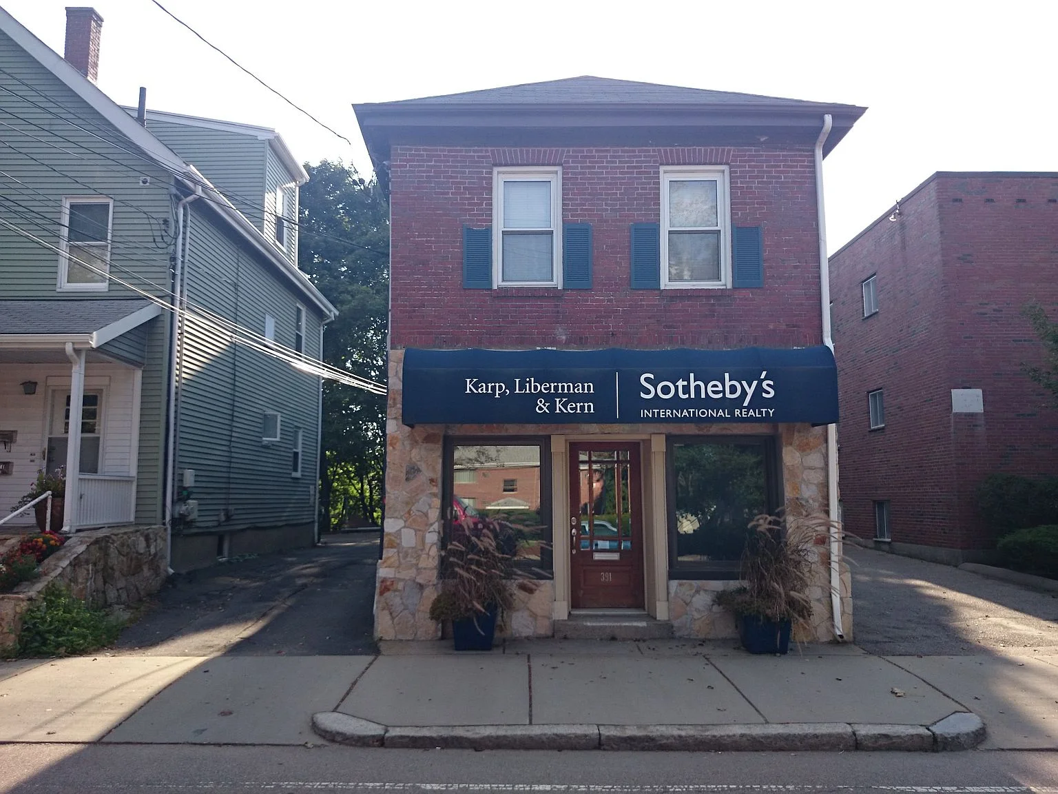 391 Langley Rd, Thompsonville