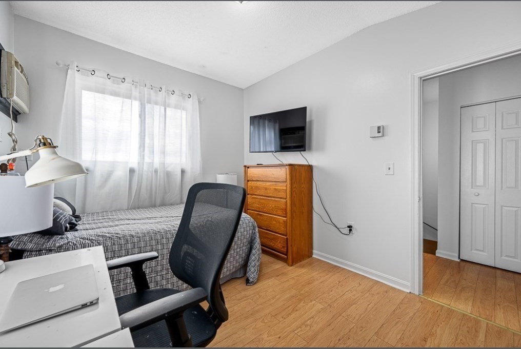 98 Eastern Ave, Worcester