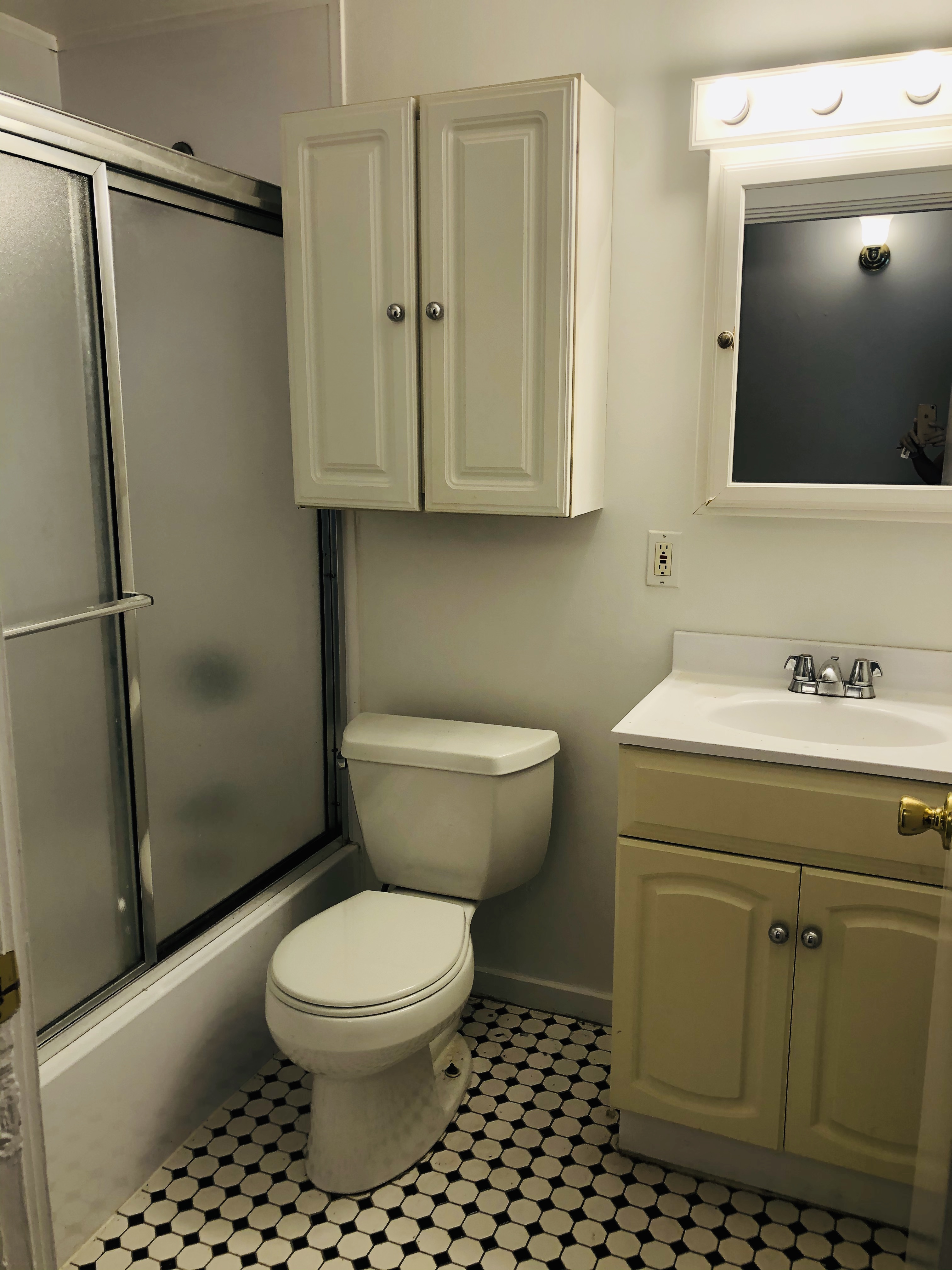 2 bed, 1 bath apartment for rent at 17 Russell St Unit 6, Beacon Hill — photo 8 of 10