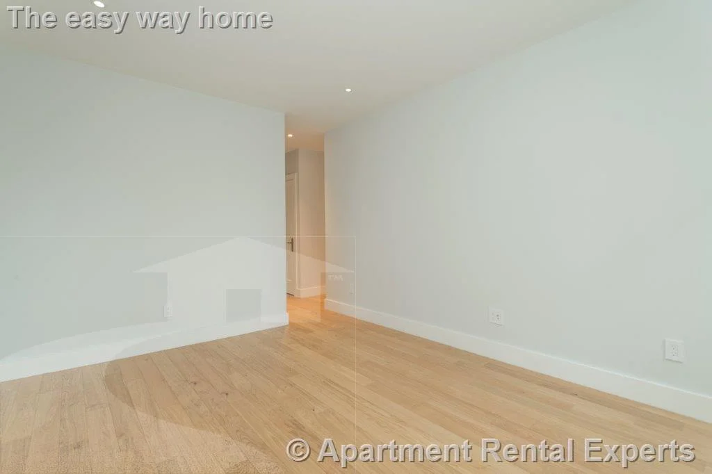 286 Chestnut Hill Ave, Brighton