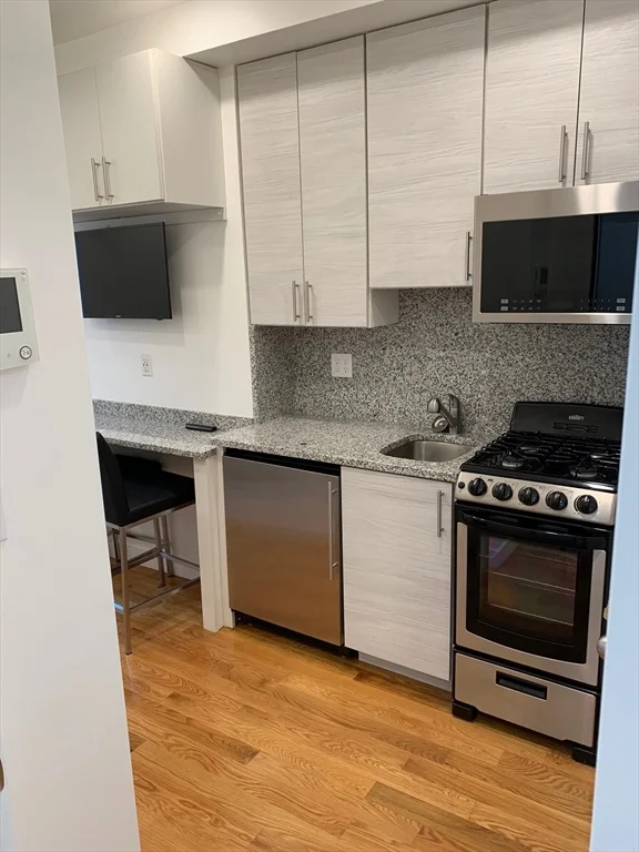 16 Fifth St, Chelsea