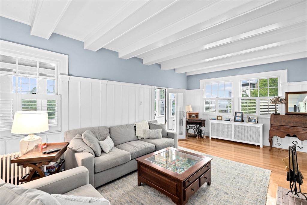 4 Glover Ave, Allerton