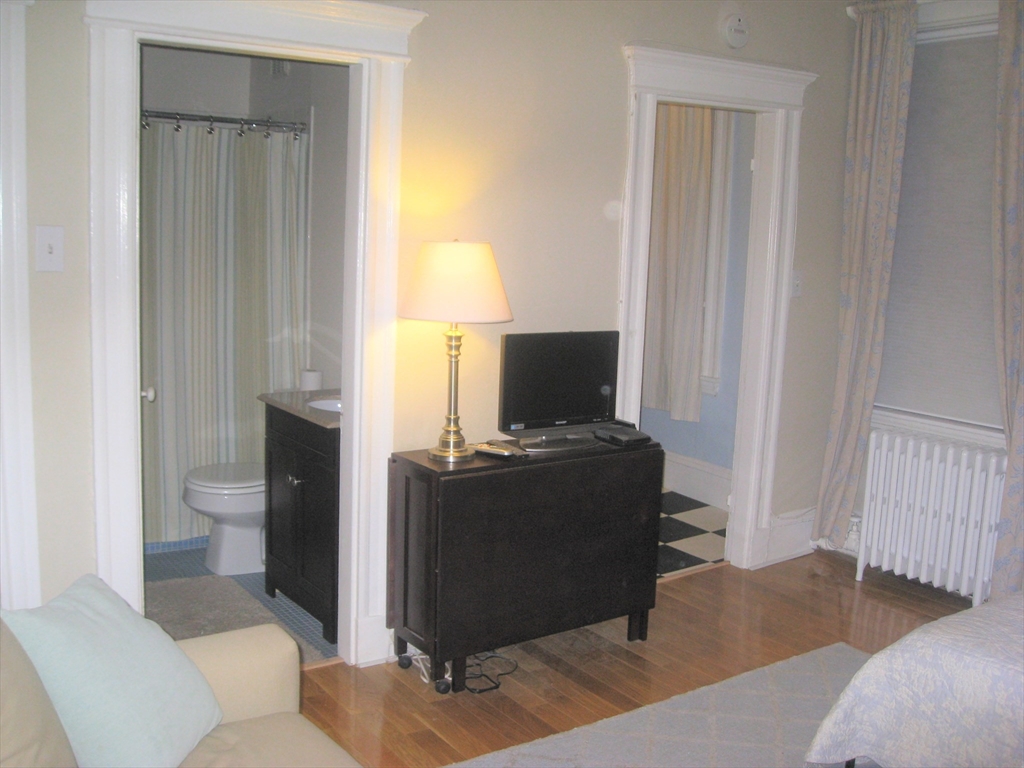 41 Revere St, Beacon Hill