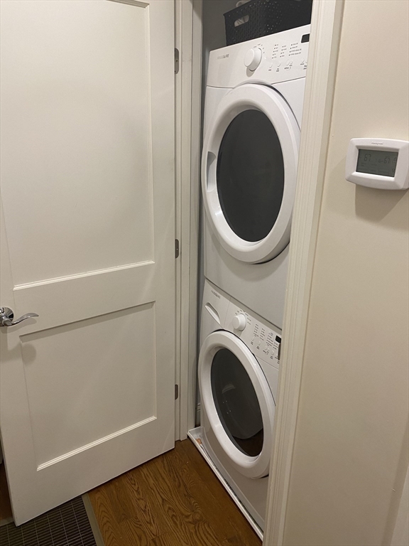 322 Athens, South Boston