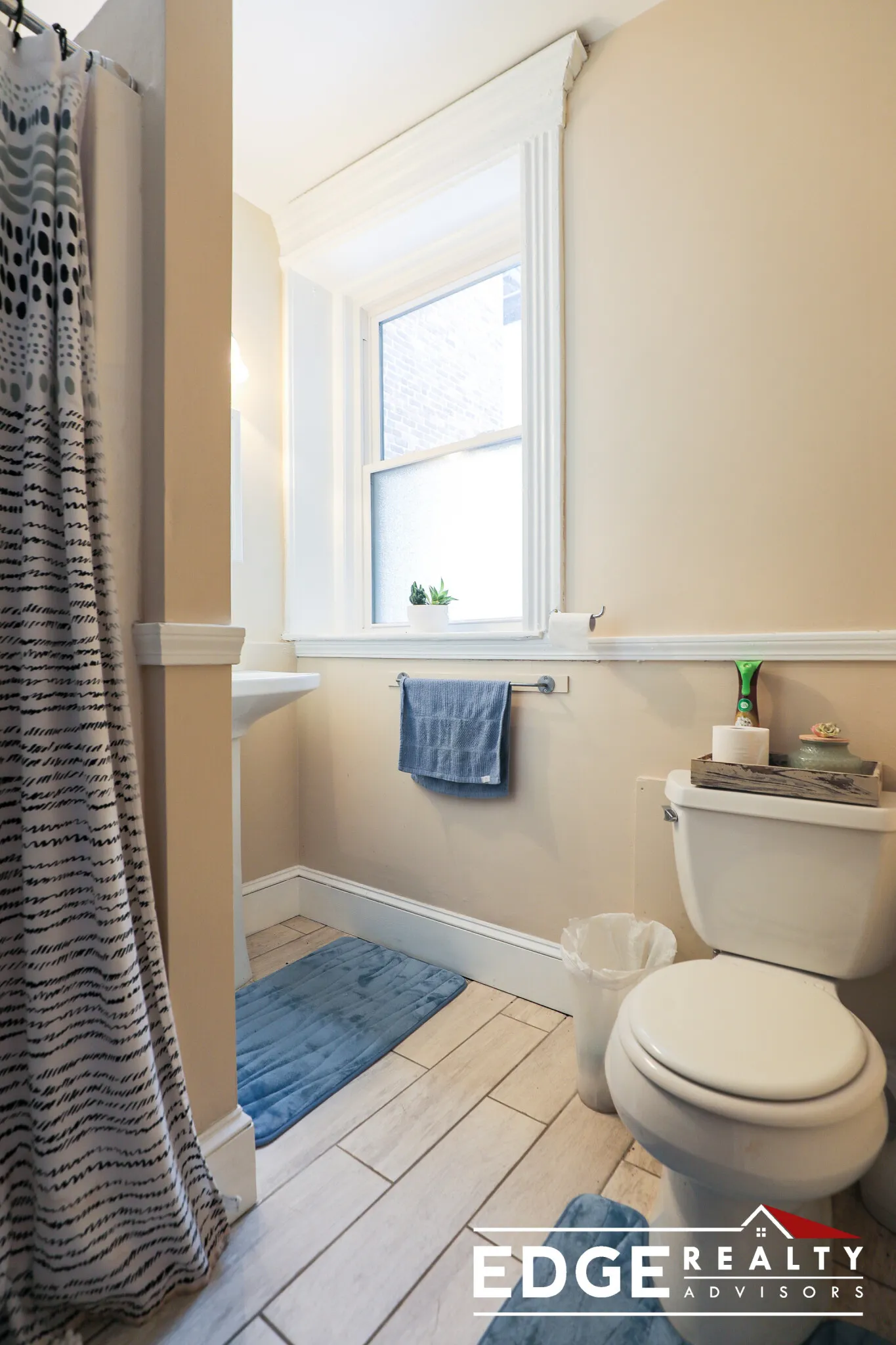 1719 Commonwealth Ave, Brighton