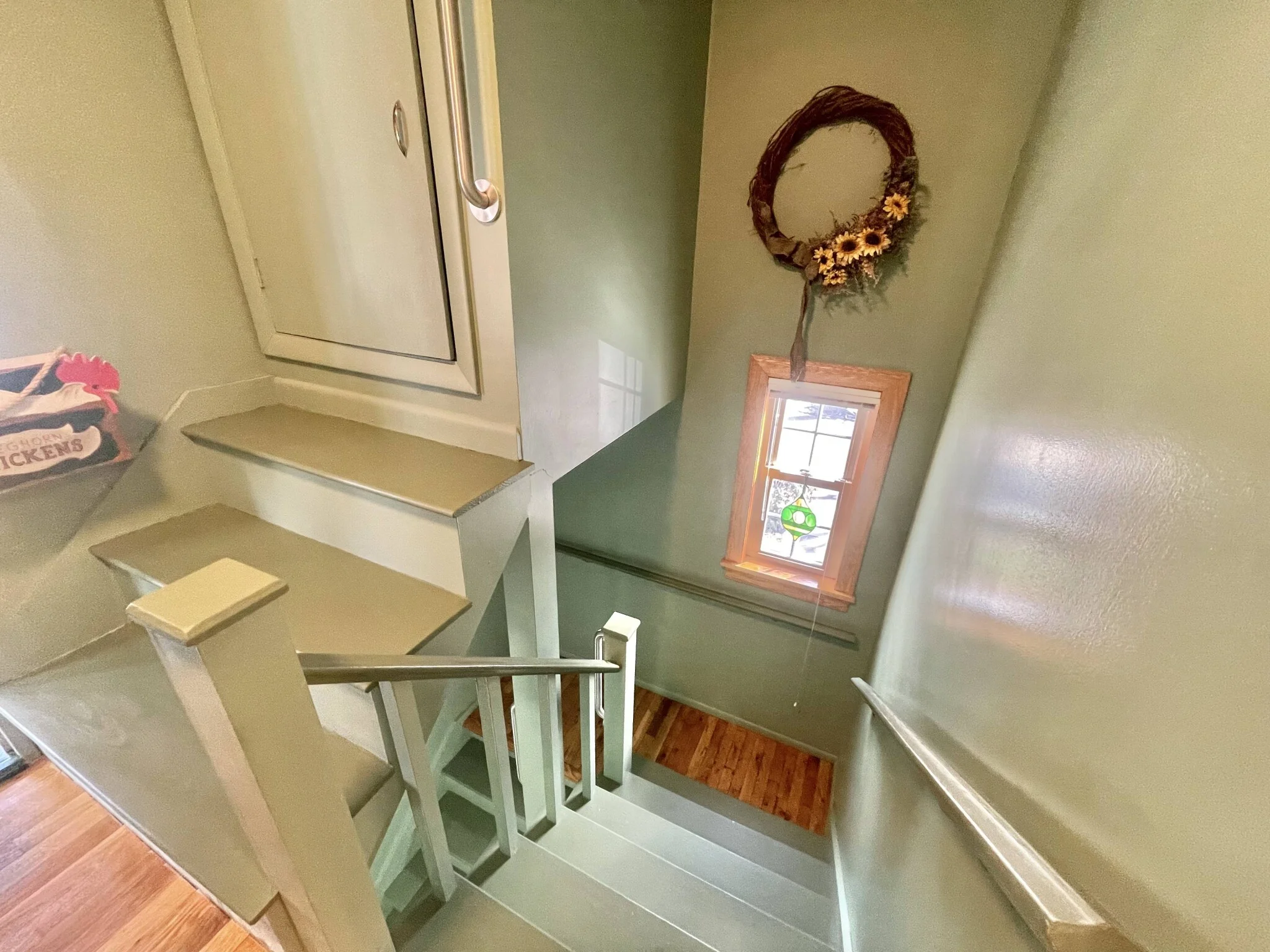 77 Louise, Chestnut Hill