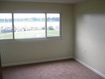 100 Cove Way, Quincy